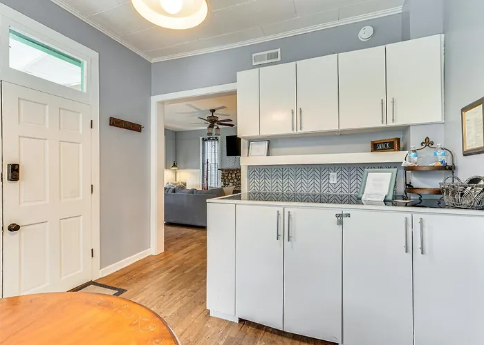 Cozy Eureka Springs Cottage, Walk To Dtwn!