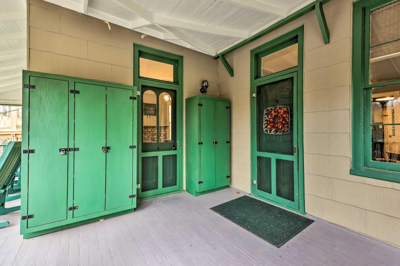 Holiday home Cozy Cottage, Walk To Dtwn! *